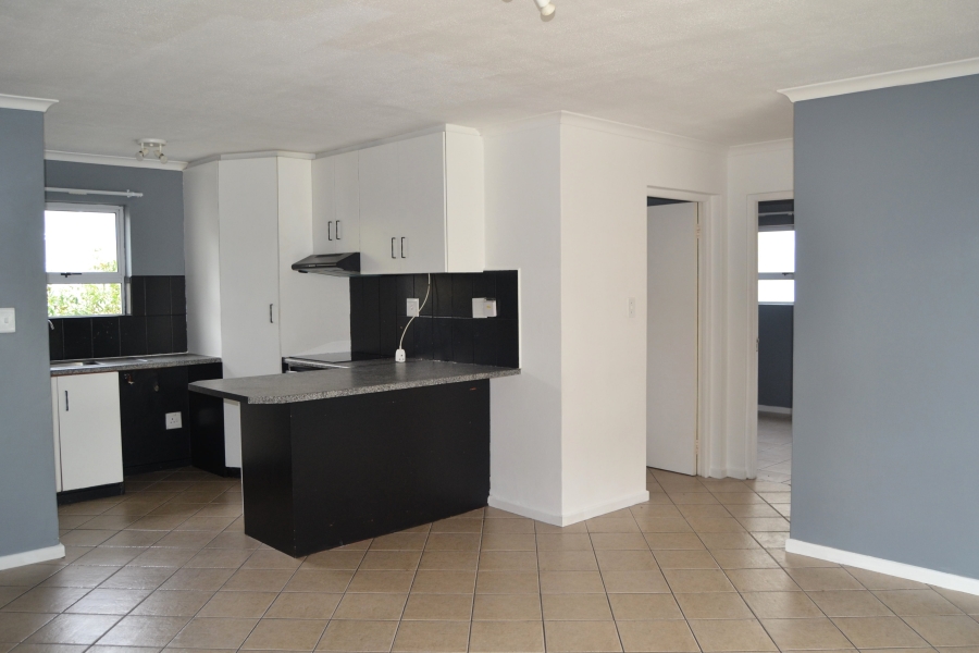 To Let 2 Bedroom Property for Rent in Whispering Pines Western Cape